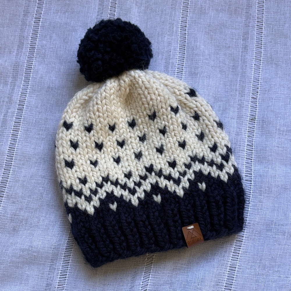 Ardiak Cozy Knit Pom-Pom Beanie for Kids - Navy and Cream